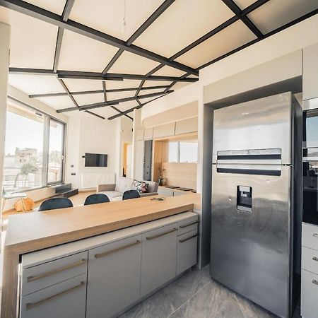 Sky Apartment Атина Екстериор снимка
