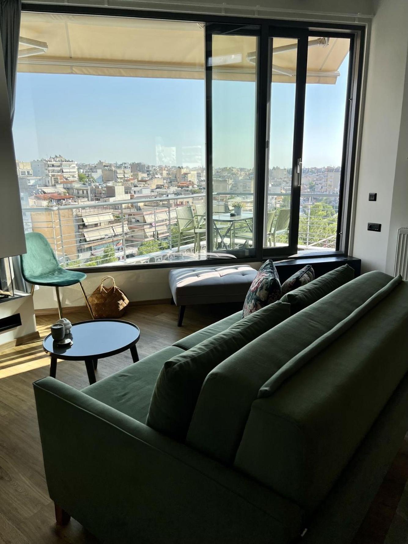 Sky Apartment Атина Екстериор снимка